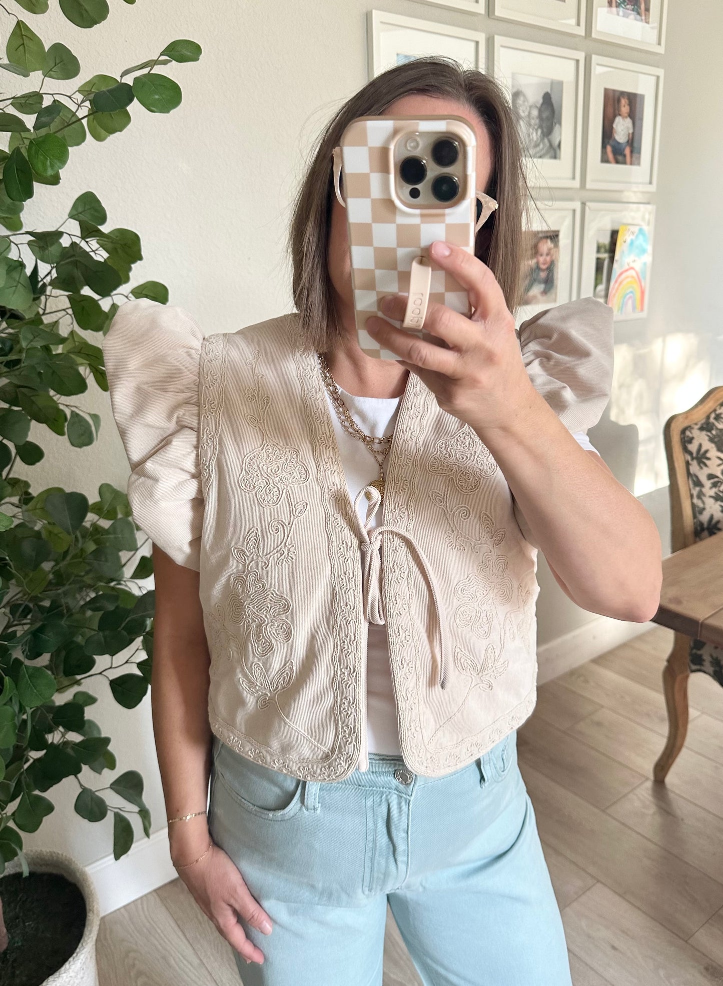 Victoria Vest