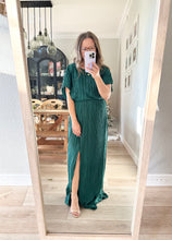 Load image into Gallery viewer, Elora Holiday Dress