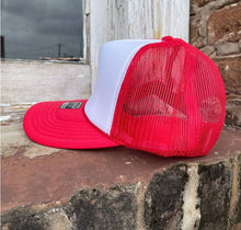Load image into Gallery viewer, Smiley Face Trucker Hat